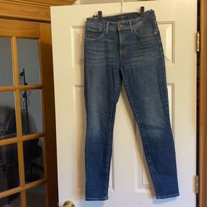 Lucky Brand ladies skinny jeans